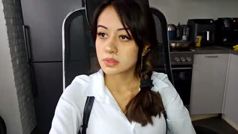 Snapshot of letitiamagett chatting on June 26, 2026, 11:25 am Emily online show from June 26, 2026, 11:25 am