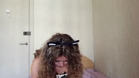 Snapshot of letitiamagett chatting on July 10, 2026, 12:08 pm Emily online show from July 10, 2026, 12:08 pm