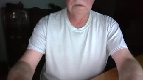 letscum2gether0 online show from May 3, 2026, 1:44 am