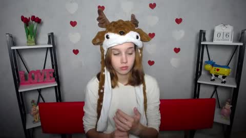 letty_curly online show from December 6, 2024, 3:33 pm