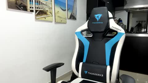 levelingg online show from January 22, 2025, 3:41 am