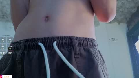 Snapshot of levi_ackermann1 chatting on May 23, 2026, 6:45 pm Levi online show from May 23, 2026, 6:45 pm