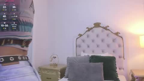    online show from November 11, 2025, 11:43 am