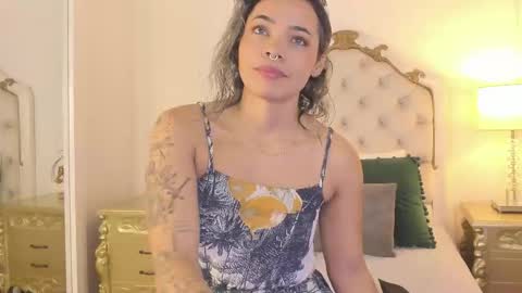    online show from November 19, 2025, 12:05 pm