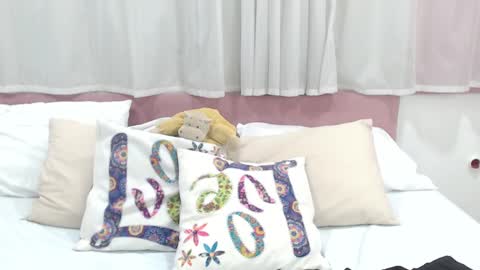 Snapshot of lexi_bloom chatting on January 16, 2025, 10:53 am Gabrielle online show from January 16, 2025, 10:53 am