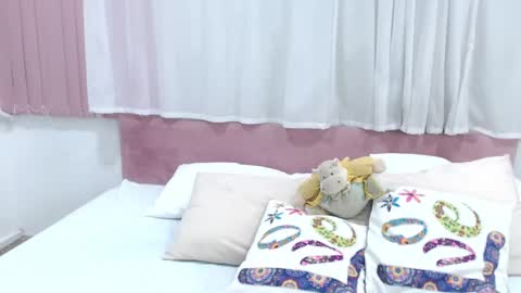 Snapshot of lexi_bloom chatting on January 29, 2025, 10:58 am Gabrielle online show from January 29, 2025, 10:58 am
