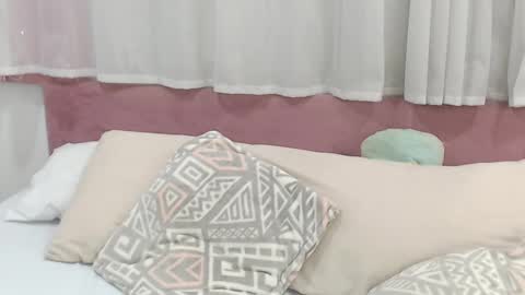 Snapshot of lexi_bloom chatting on February 21, 2025, 5:31 pm Gabrielle online show from February 21, 2025, 5:31 pm
