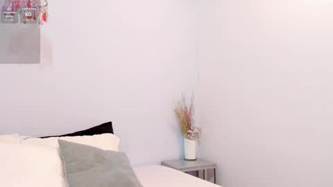 Gabrielle online show from March 12, 2026, 11:16 am