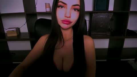 Alexia online show from January 14, 2025, 7:32 pm