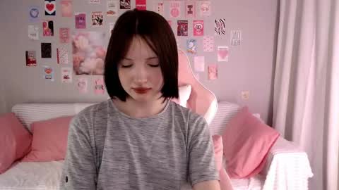 lexi_liam online show from December 17, 2025, 1:55 am
