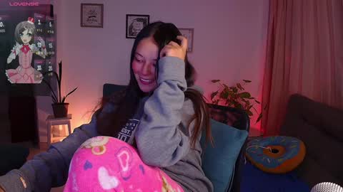 Snapshot of lexie_babe chatting on December 28, 2024, 4:08 am Lexie Thompson   8pm  0000am -5 online show from December 28, 2024, 4:08 am