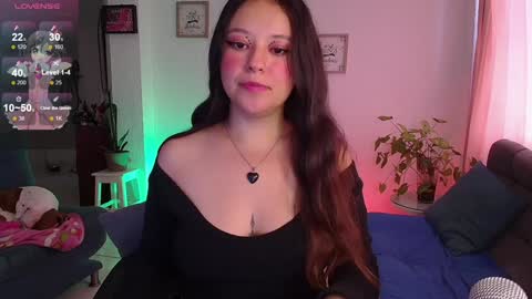 Snapshot of lexie_babe chatting on January 6, 2025, 11:40 am Lexie Thompson   8pm  0000am -5 online show from January 6, 2025, 11:40 am
