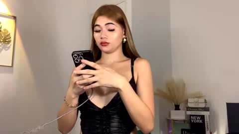 Lexie online show from June 7, 2026, 12:15 am
