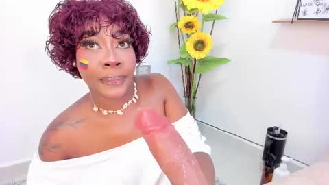 Snapshot of lexieegrey chatting on July 3, 2026, 4:13 pm Lexieegrey online show from July 3, 2026, 4:13 pm