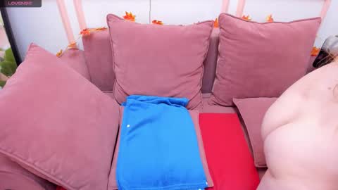 Lexi online show from October 31, 2025, 6:47 am