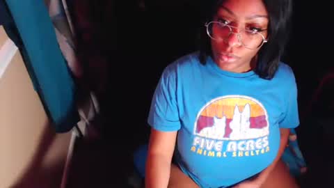 Snapshot of lexijaynex chatting on February 21, 2025, 9:45 am LEXIJAYNE online show from February 21, 2025, 9:45 am