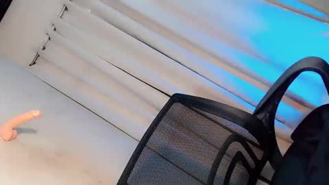 Snapshot of lexy_lore18 chatting on September 20, 2025, 4:57 am lexy_lore18 online show from September 20, 2025, 4:57 am