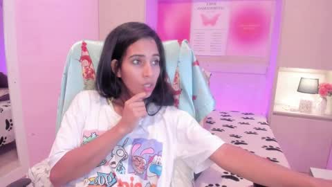 L I A  online show from October 11, 2025, 10:19 pm