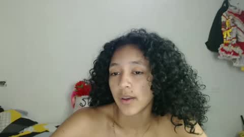 lolita online show from February 20, 2025, 5:29 pm