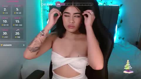 Snapshot of leyla_sans chatting on December 13, 2024, 1:04 am Leyla online show from December 13, 2024, 1:04 am