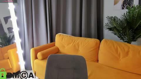 leylamirage online show from April 11, 2026, 12:20 pm