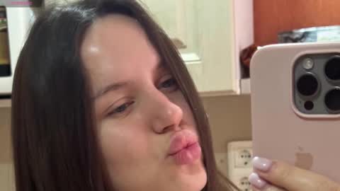 Adeline Di or just cute girl3 online show from February 12, 2026, 7:20 pm