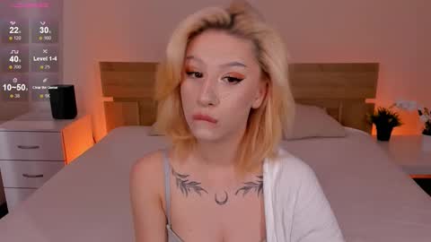 Snapshot of lezy_liza chatting on September 17, 2025, 3:19 am Lisa online show from September 17, 2025, 3:19 am