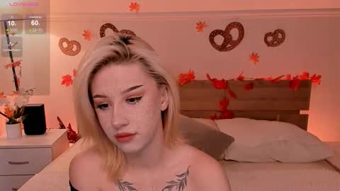 Snapshot of lezy_liza chatting on September 19, 2025, 3:52 am Lisa online show from September 19, 2025, 3:52 am