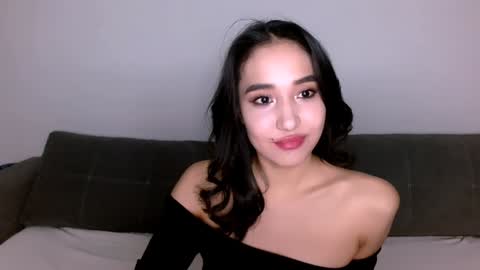 Snapshot of li_noen chatting on December 11, 2024, 1:47 am Li  online show from December 11, 2024, 1:47 am