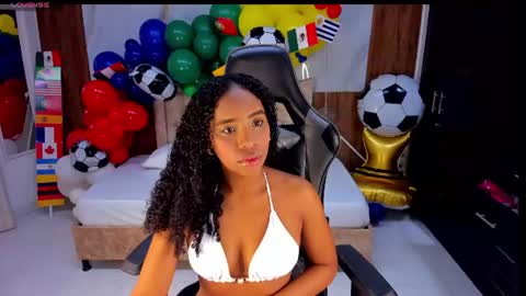 Snapshot of lia_16_ chatting on July 8, 2026, 11:04 am lia_16_ online show from July 8, 2026, 11:04 am
