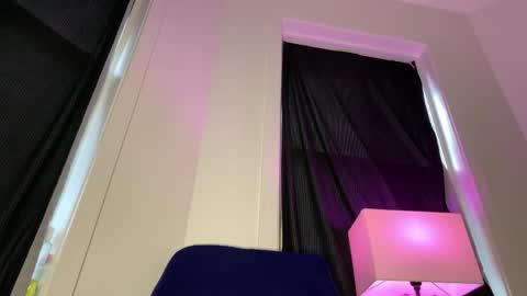 Snapshot of lia_hdz chatting on April 4, 2026, 10:40 pm Kabroncita online show from April 4, 2026, 10:40 pm