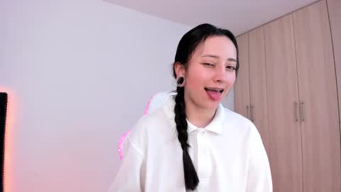 Little Queen Lia  online show from March 1, 2025, 9:59 pm