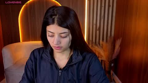 Snapshot of lia_queen_tx chatting on May 31, 2026, 3:15 am Online 1400 - 2100 online show from May 31, 2026, 3:15 am