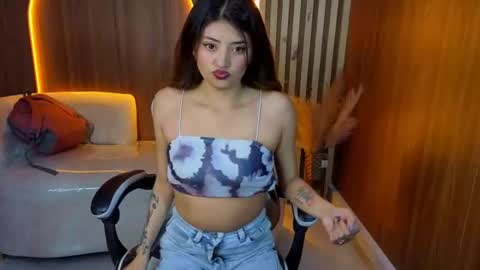 Snapshot of lia_queen_tx chatting on July 5, 2026, 12:56 pm Online 1400 - 2100 online show from July 5, 2026, 12:56 pm