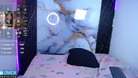 lia summer1 online show from February 11, 2025, 1:31 am