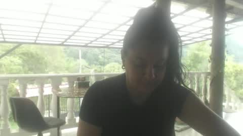 Lia online show from November 20, 2025, 6:07 pm