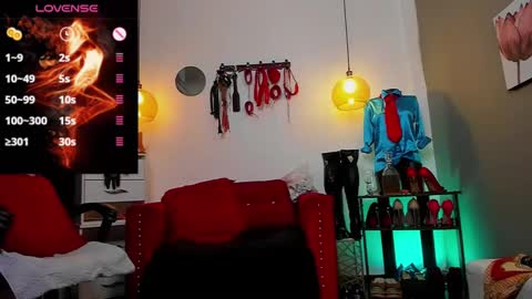 Lia Taylor online show from March 10, 2025, 12:37 pm