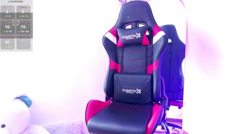 Lia online show from February 6, 2026, 9:40 pm