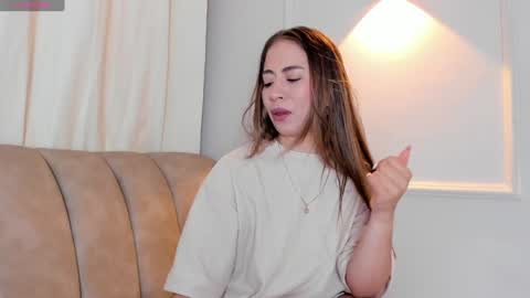 Snapshot of lia_walton__ chatting on January 3, 2025, 12:08 pm liz walton online show from January 3, 2025, 12:08 pm