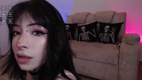 Snapshot of liaa_rodriguezz chatting on May 30, 2026, 11:46 pm Liaa online show from May 30, 2026, 11:46 pm