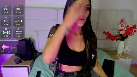 Liaa online show from May 18, 2026, 6:36 pm