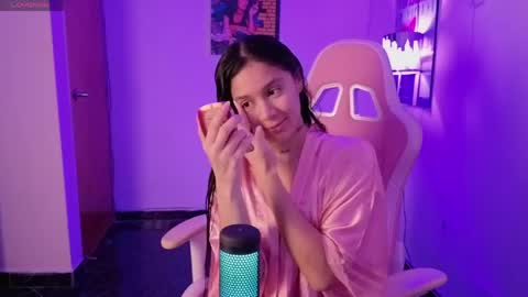 Lia Butera online show from March 23, 2026, 8:57 pm