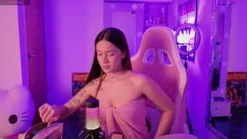 Snapshot of liabutera chatting on May 1, 2026, 11:09 pm Lia Butera online show from May 1, 2026, 11:09 pm