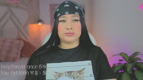 Lia Cox online show from September 24, 2025, 3:10 am