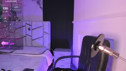 Liah Fontaine online show from April 6, 2026, 9:49 pm