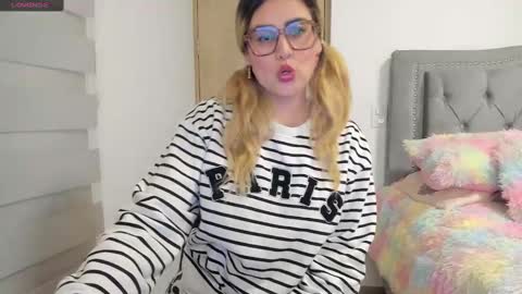 Lia  online show from January 15, 2025, 2:27 am