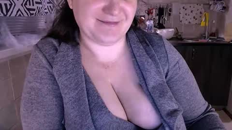 Snapshot of liahsofty chatting on October 22, 2025, 3:40 am miss Lia  colection for travel online show from October 22, 2025, 3:40 am