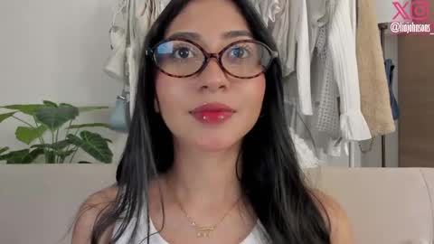 Snapshot of liajohnsons_ chatting on June 1, 2026, 2:02 am Lia Johnsons online show from June 1, 2026, 2:02 am