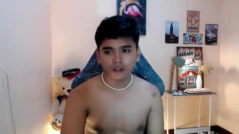 liam_anthonyxx online show from October 15, 2025, 4:29 pm