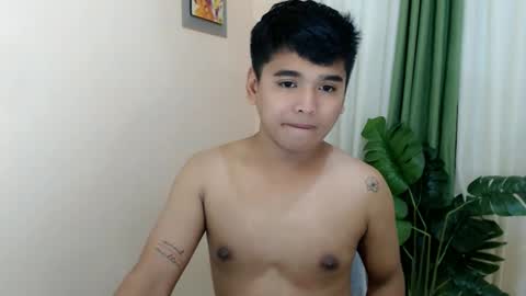 liam_anthonyxx online show from December 14, 2025, 3:06 pm